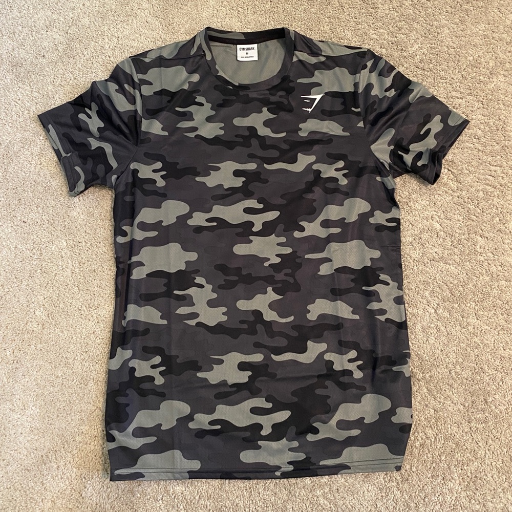 Gymshark Arrival T-Shirt Camo Print